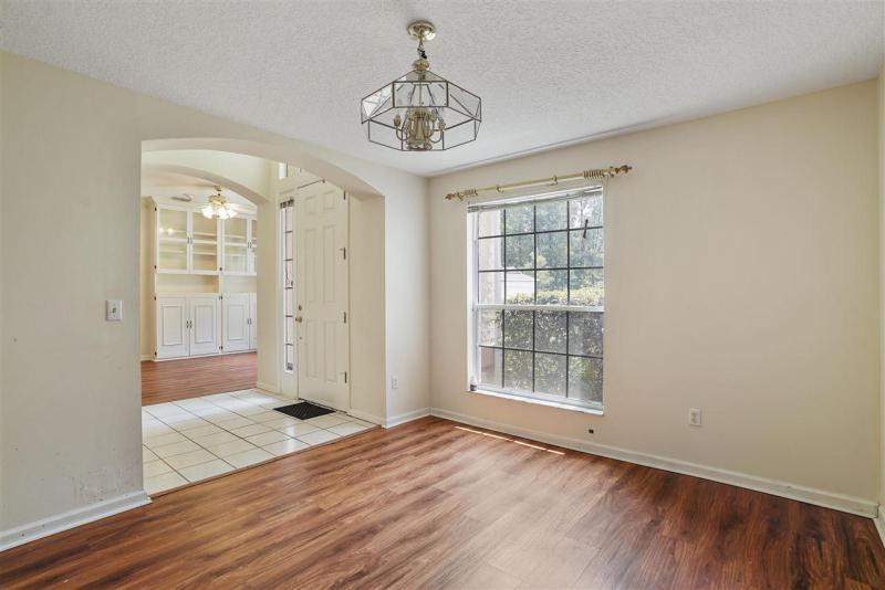 4918 Sumner Creek Dr gallery image #31