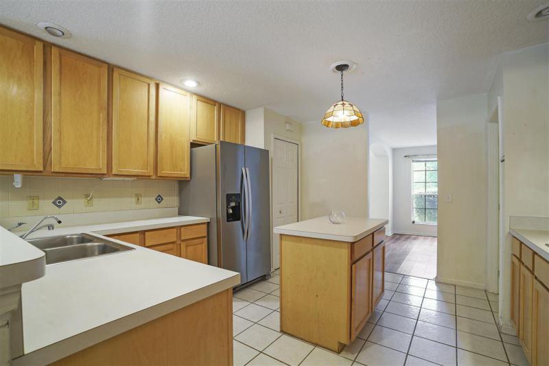 4918 Sumner Creek Dr gallery image #6