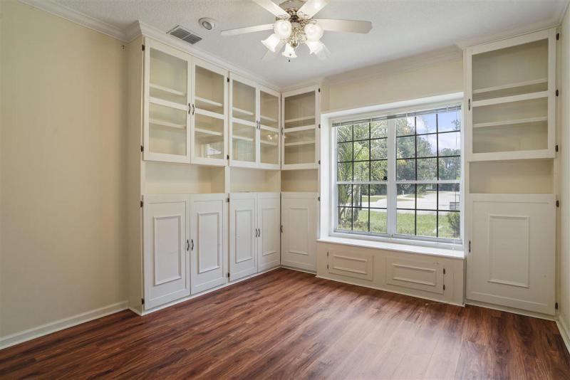 4918 Sumner Creek Dr gallery image #7