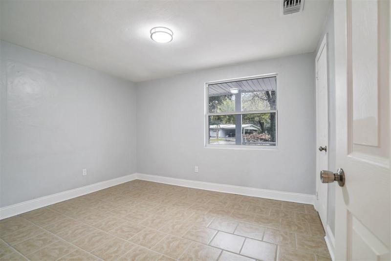 4175 Spring Glen Rd gallery image #16