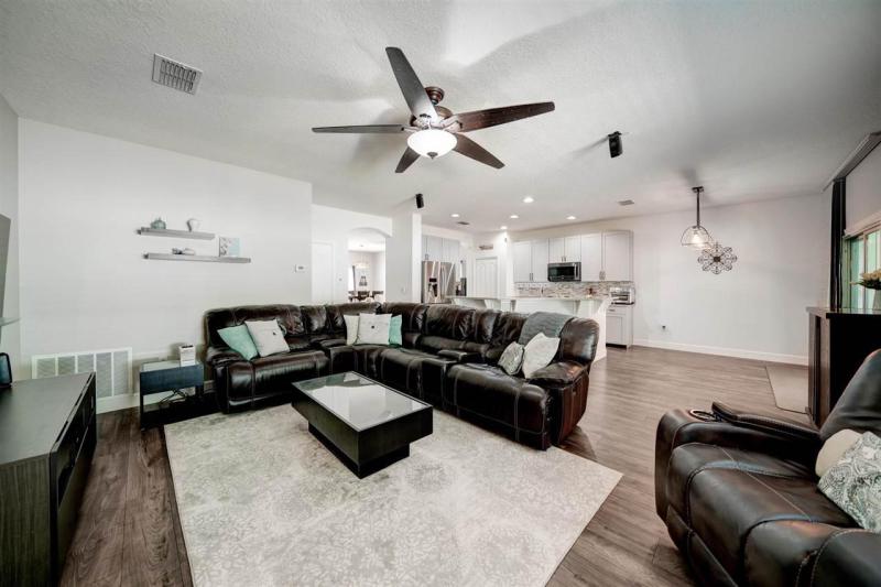 12459 Sugarberry Way gallery image #10