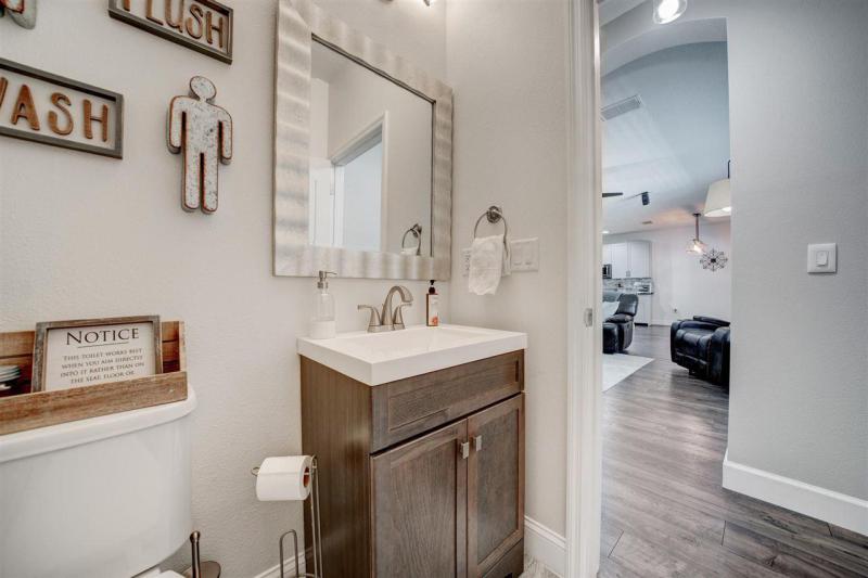 12459 Sugarberry Way gallery image #16
