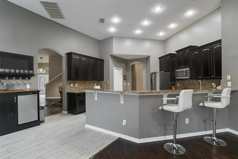 6370 Forest Stump Ln gallery image #15