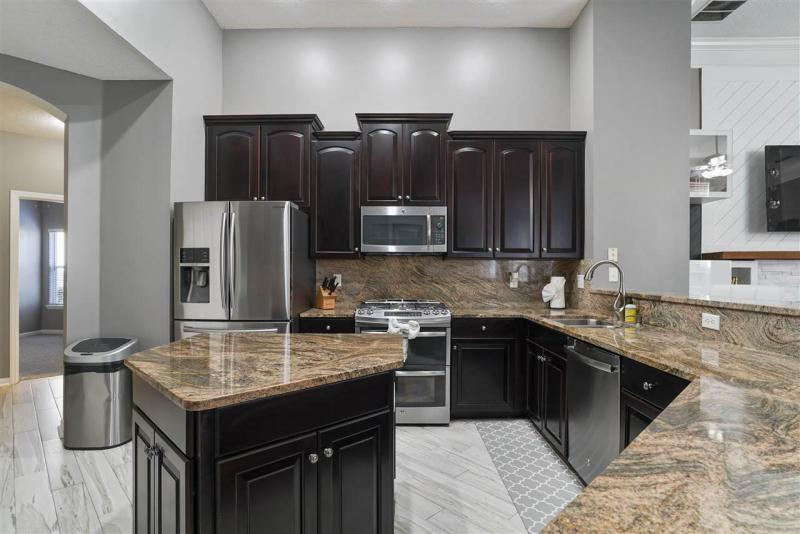 6370 Forest Stump Ln gallery image #17