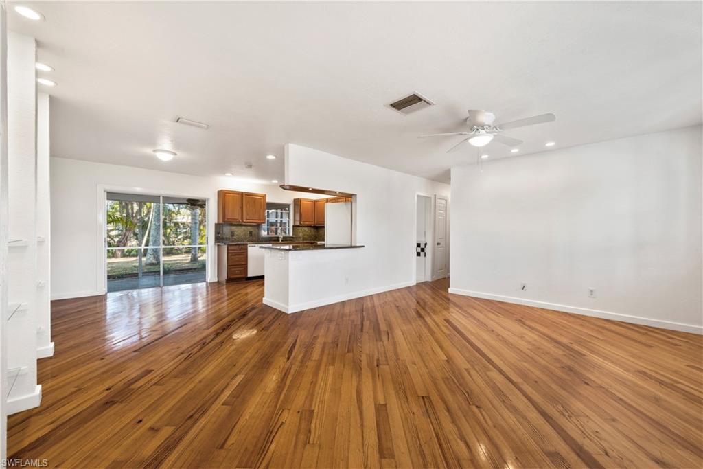 2337 Jasper AVE Fort Myers, FL 33907 photo 3