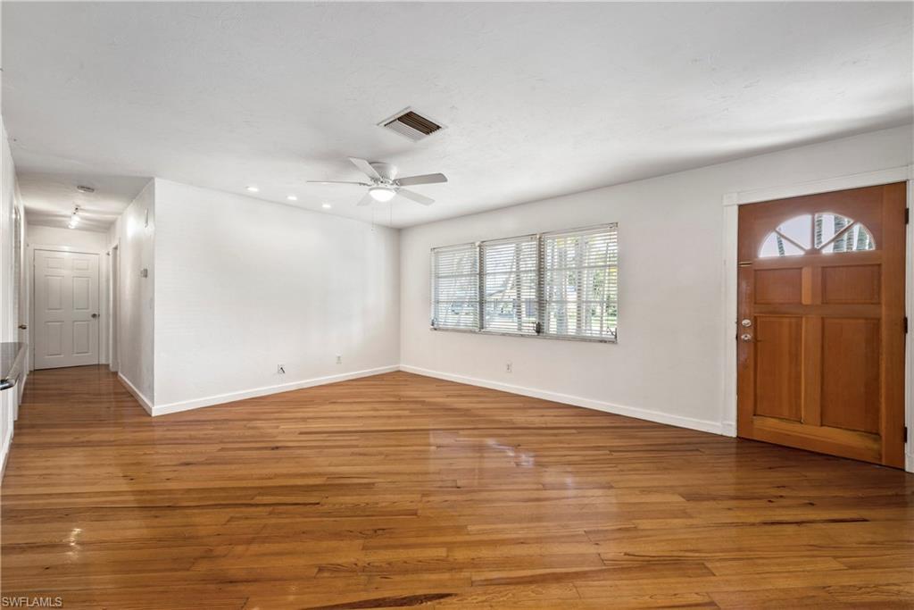 2337 Jasper AVE Fort Myers, FL 33907 photo 4