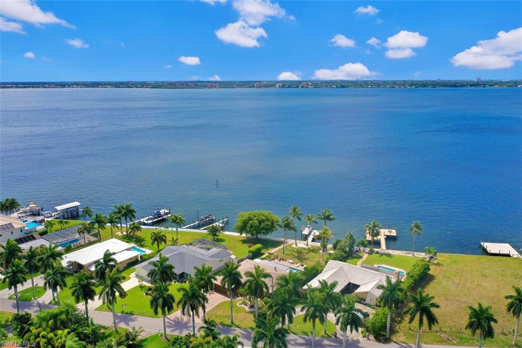 256 Bayshore, Cape Coral, FL