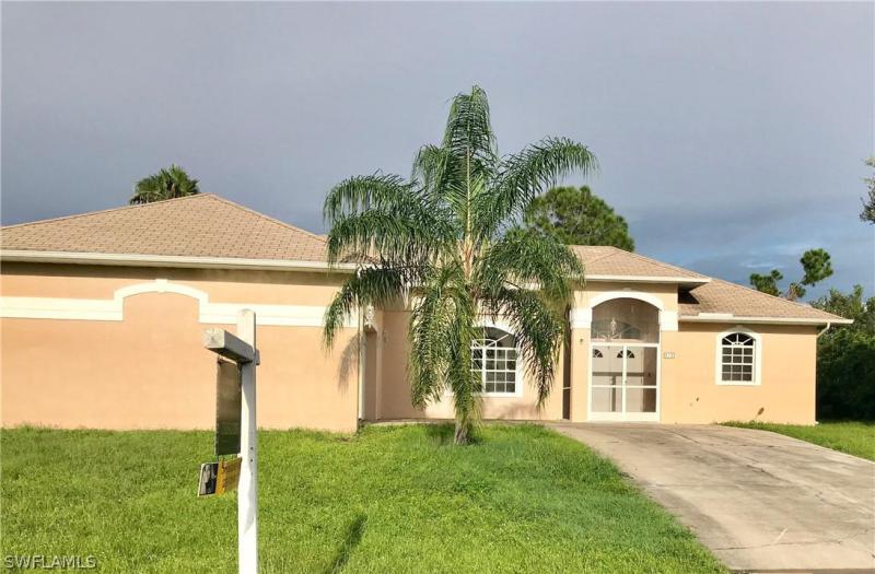 512 Palmetto, Lehigh Acres, FL