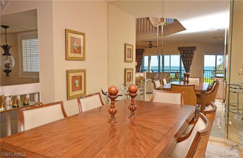 147 Barefoot CIR Bonita Springs, FL 34134 photo 10