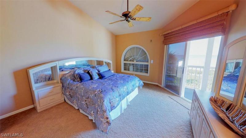 147 Barefoot CIR Bonita Springs, FL 34134 photo 11