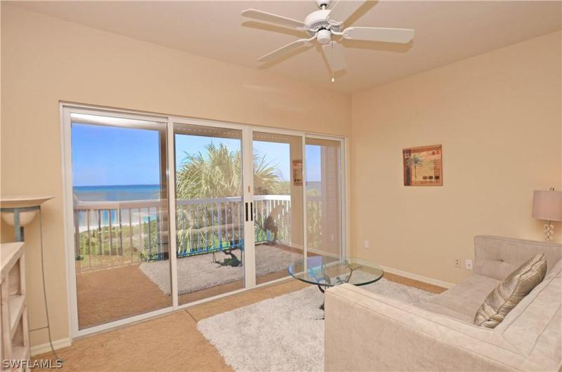 147 Barefoot CIR Bonita Springs, FL 34134 photo 17