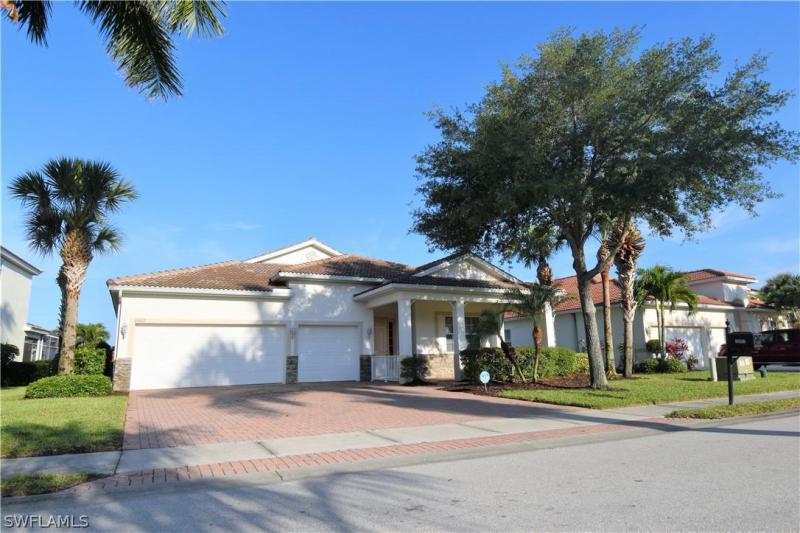 2662 Amber Lake, Cape Coral, FL
