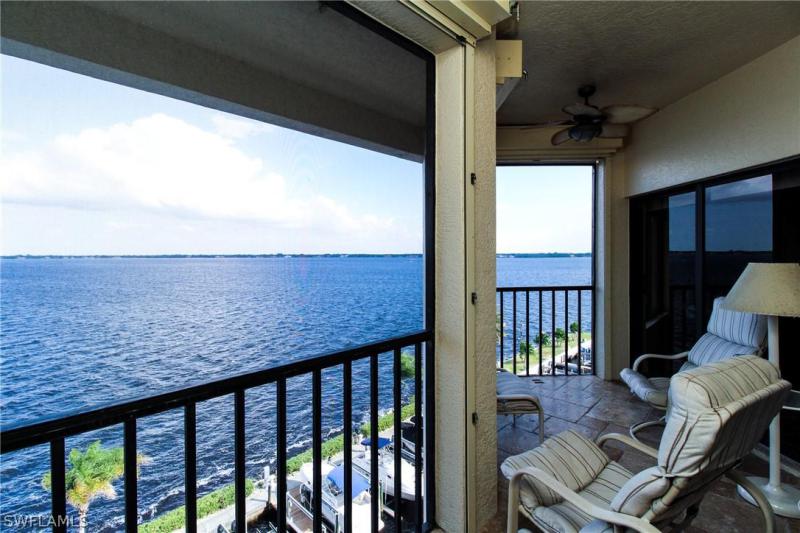 4019 SE 20th Place #603 gallery image #3