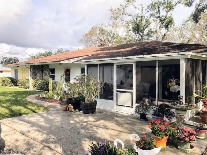 351 + 353 Belmont, Labelle, FL