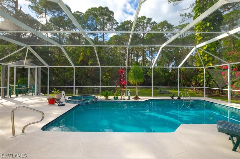 809 Robert, Lehigh Acres, FL