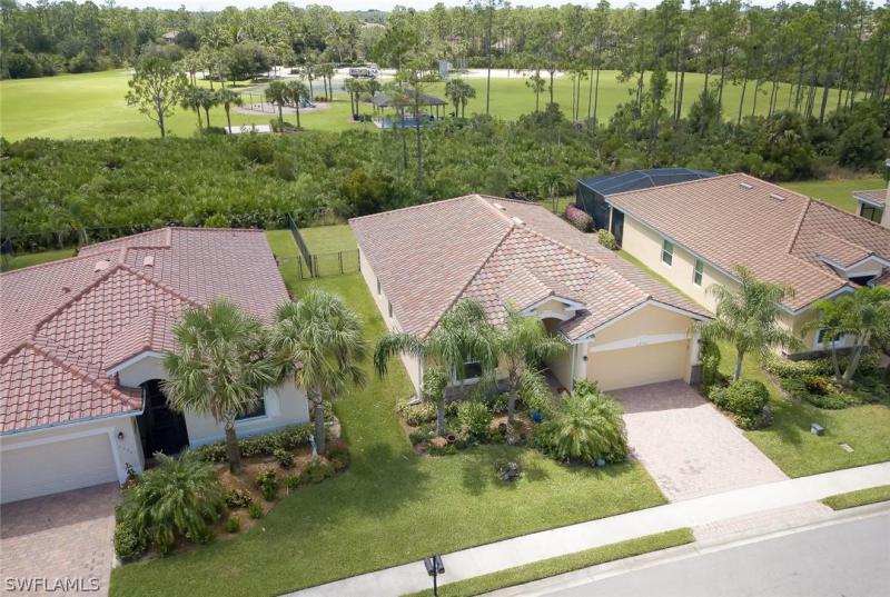 2532 Laurentina, Cape Coral, FL