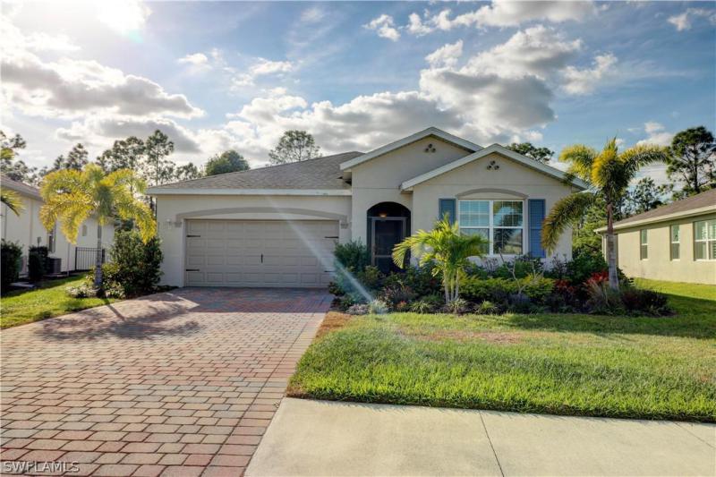 3141 Amadora, Cape Coral, FL