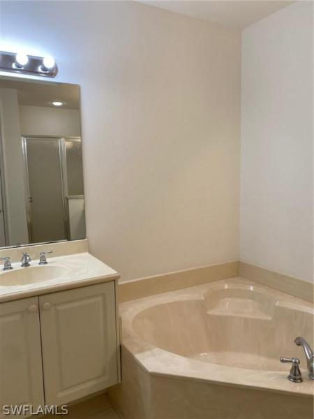 1425 Mariposa Circle #201 gallery image #15