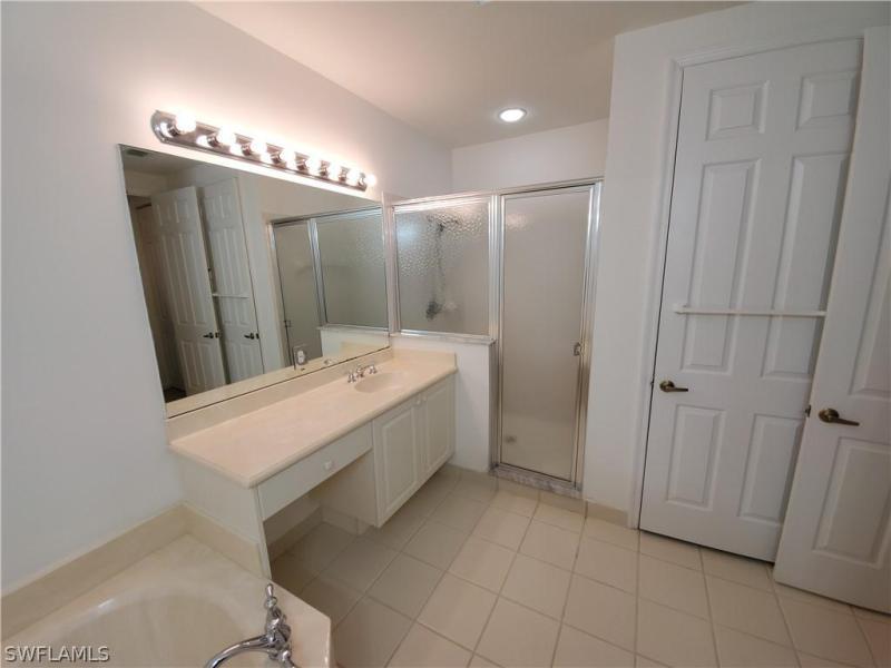 1425 Mariposa Circle #201 gallery image #6