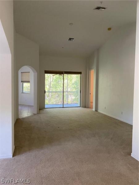 1425 Mariposa Circle #201 gallery image #9