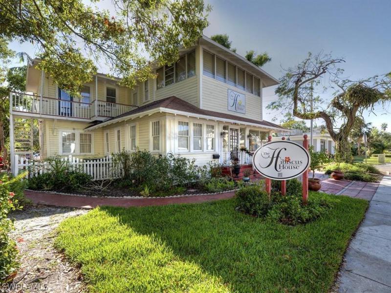 2135 Mcgregor, Fort Myers, FL