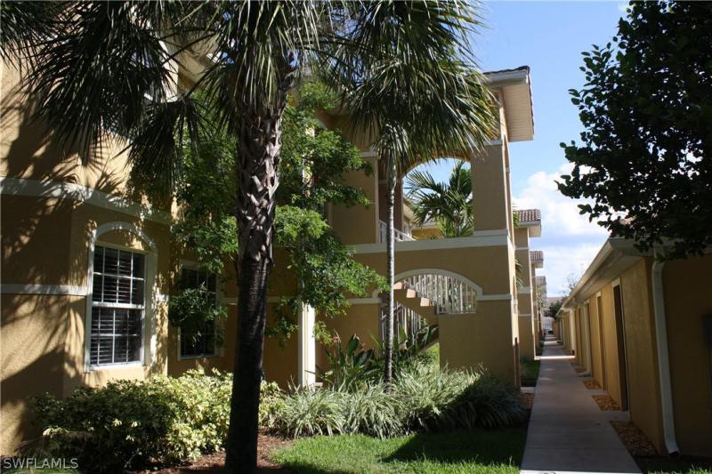 1070 Winding Pines, Cape Coral, FL