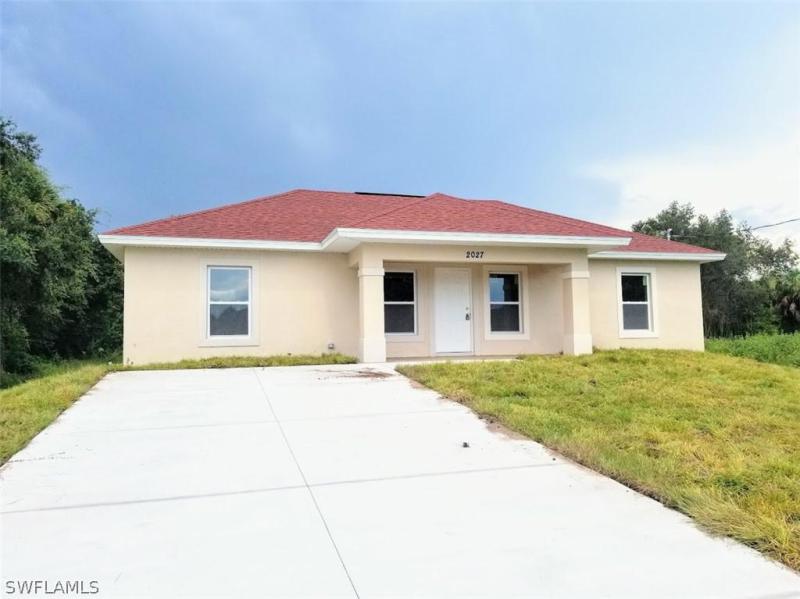 Homes for sale in the Port Labelle subdivision Port La Belle, Real Estate