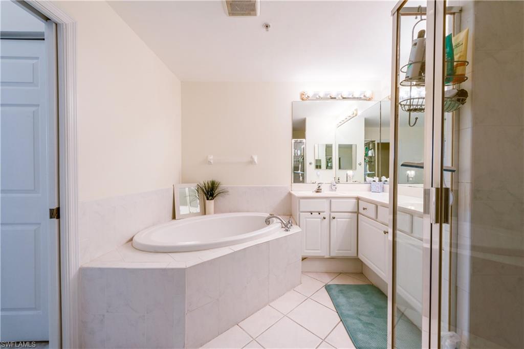 3935 Loblolly Bay DR 1-105 Naples, FL 34114 photo 14