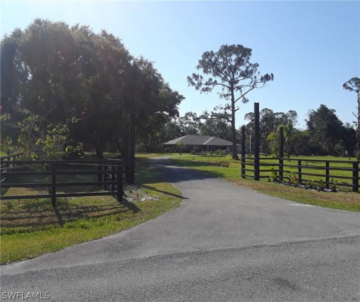 1216 Pollywog, Labelle, FL