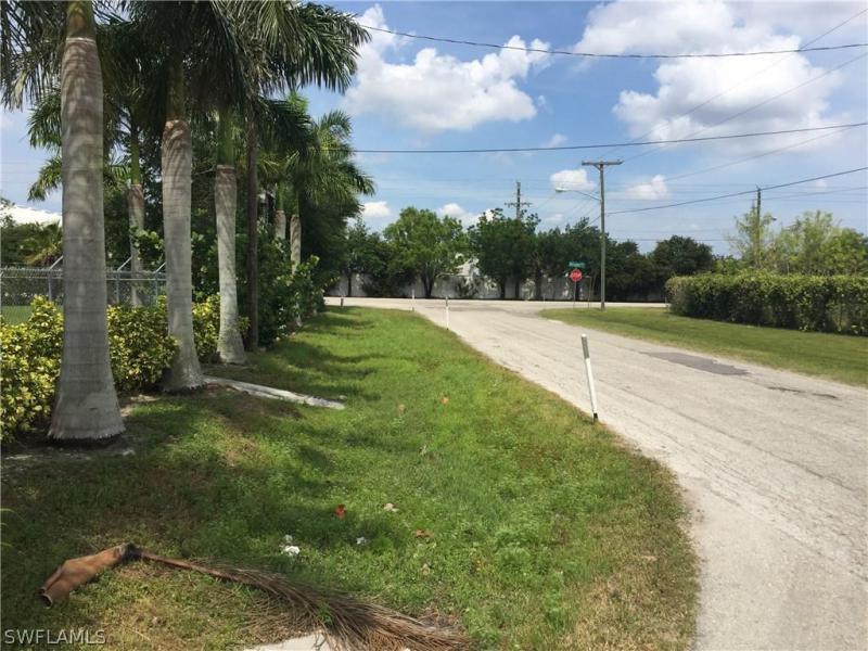 3401 Old Metro, Fort Myers, FL