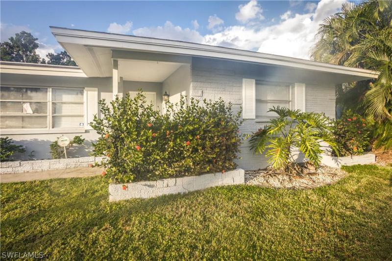 4365 SW 23rd, Naples, FL