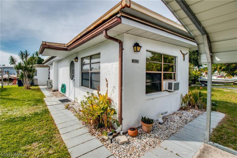 3 Bedroom Homes For Sale in St. James City, FL St. James City MLS