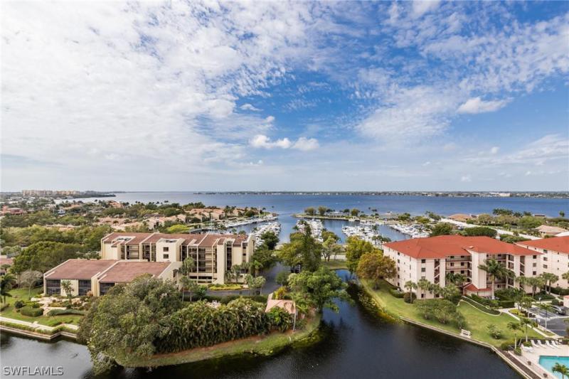 5260 S Landings Dr 1305 Fort Myers Fl 33919 The Landings