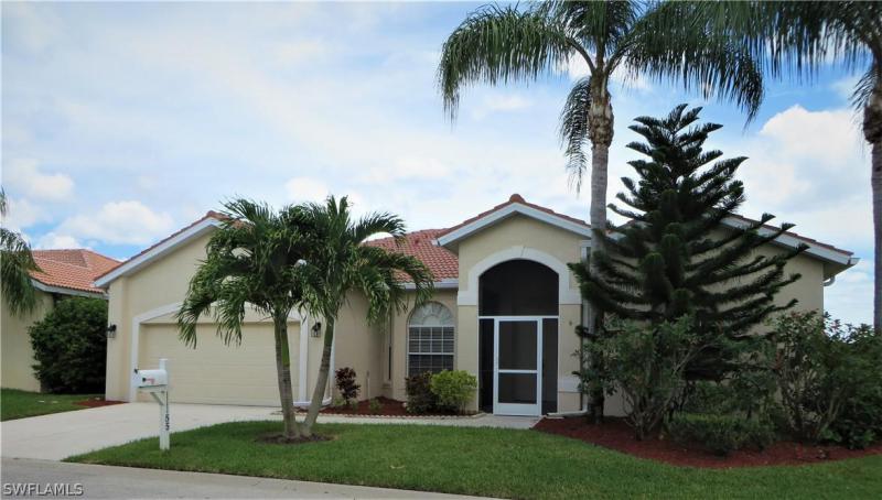 Homes for sale in the Silverlakes subdivision Fort Myers, FL Real Estate