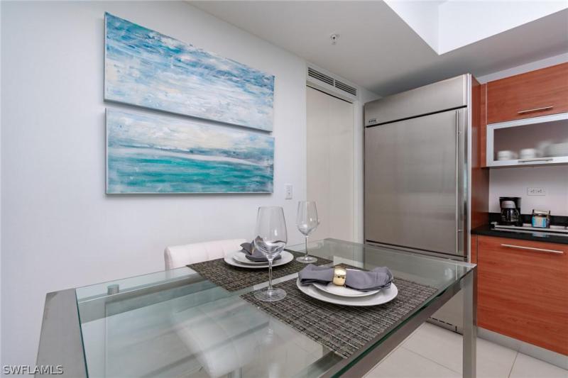 3000 Oasis Grand, Fort Myers, FL
