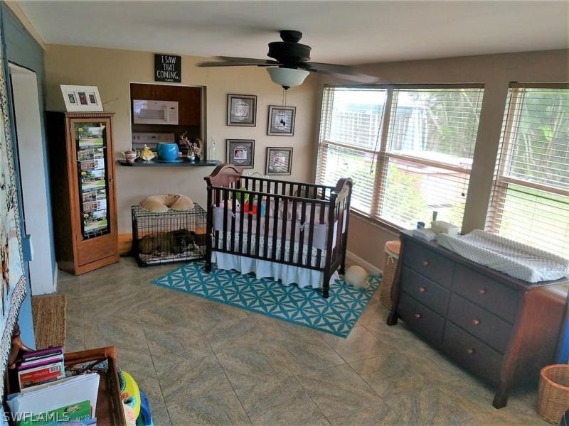 2142 Sunrise BLVD Fort Myers, FL 33907 photo 2