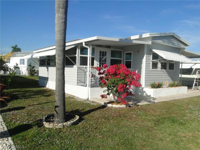 Homes for sale in the Thunderbird Mobile Homes subdivision Fort Myers
