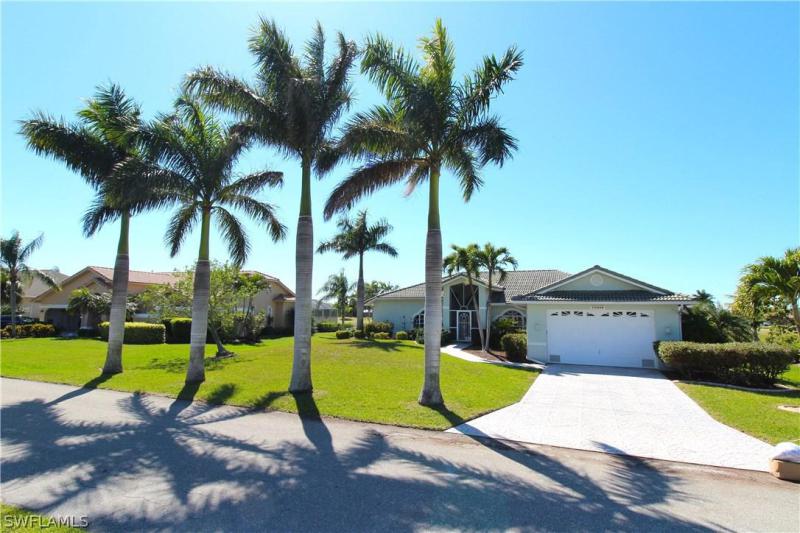 11939 Prince Charles, Cape Coral, FL