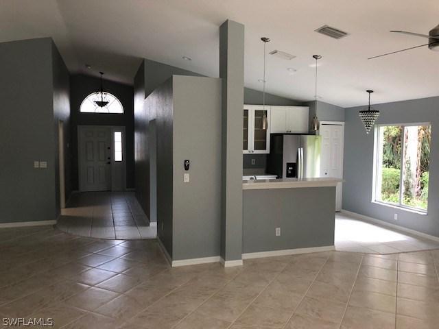 7960 Leicester DR Naples, FL 34104 photo 2