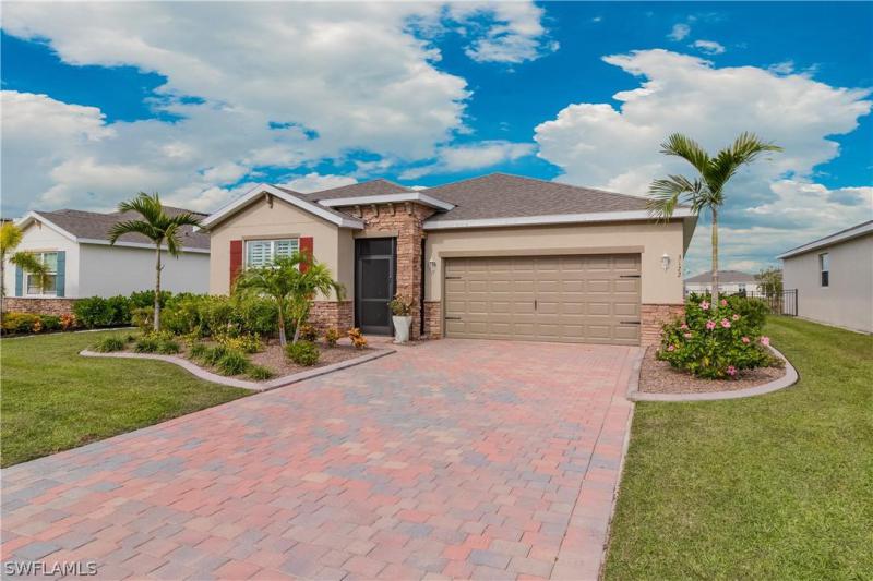 3122 Amadora, Cape Coral, FL