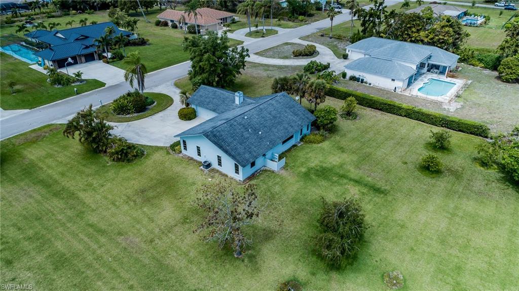 9256 Winterview DR Naples, FL 34109 photo 11