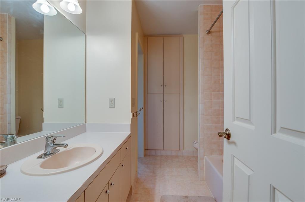 9256 Winterview DR Naples, FL 34109 photo 18