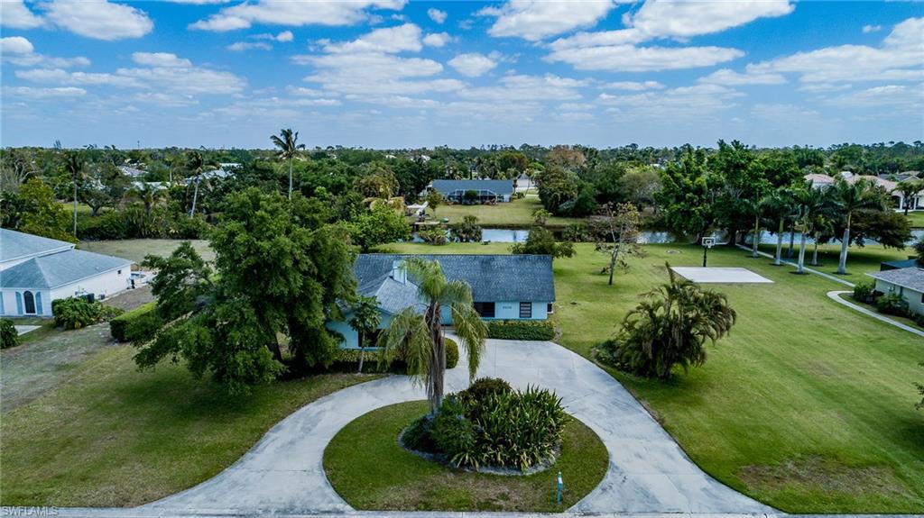 9256 Winterview DR Naples, FL 34109 photo 20