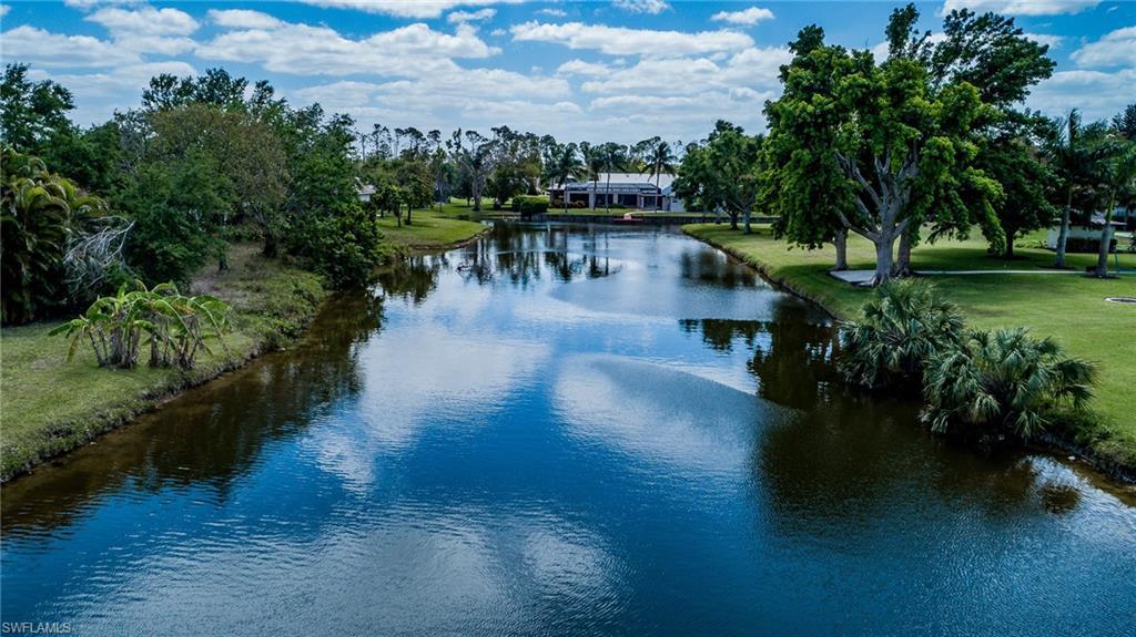 9256 Winterview DR Naples, FL 34109 photo 7