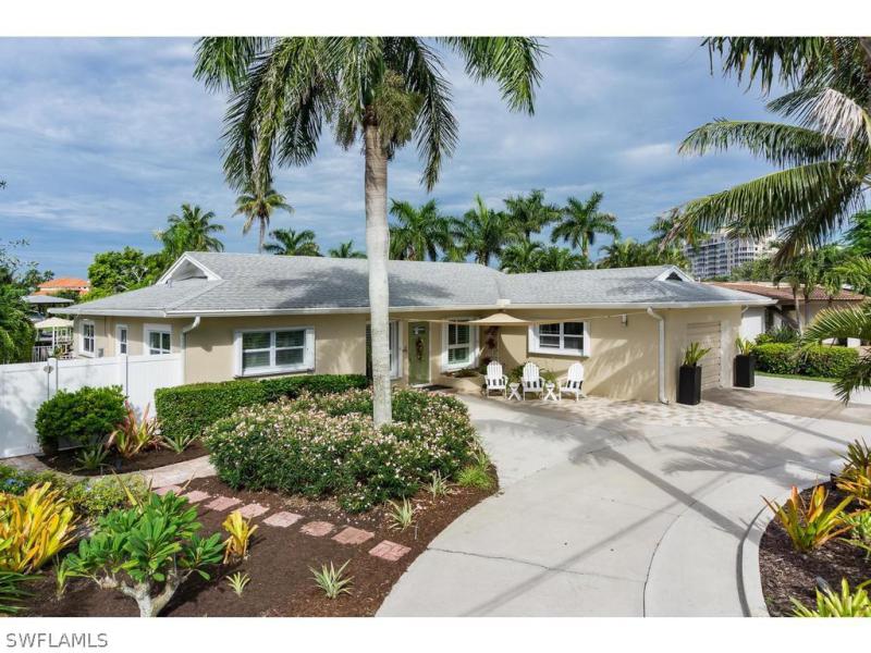 121 Estrellita, Fort Myers Beach, FL