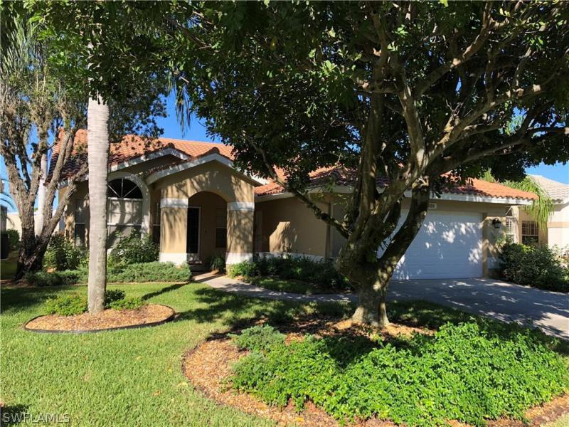 16308 Kelly Woods, Fort Myers, FL