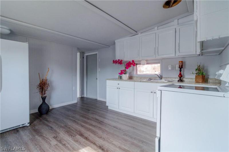 8416 Penny, North Fort Myers, FL