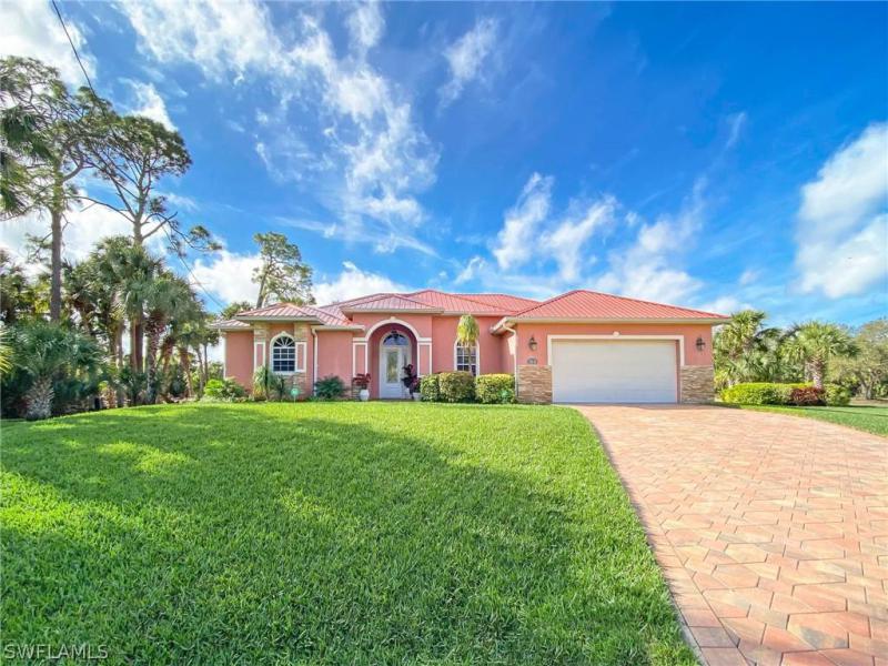 Homes for sale in the PORT LABELLE subdivision Labelle, FL Real Estate