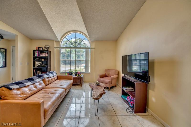 1509 SW 15th Street gallery image #3
