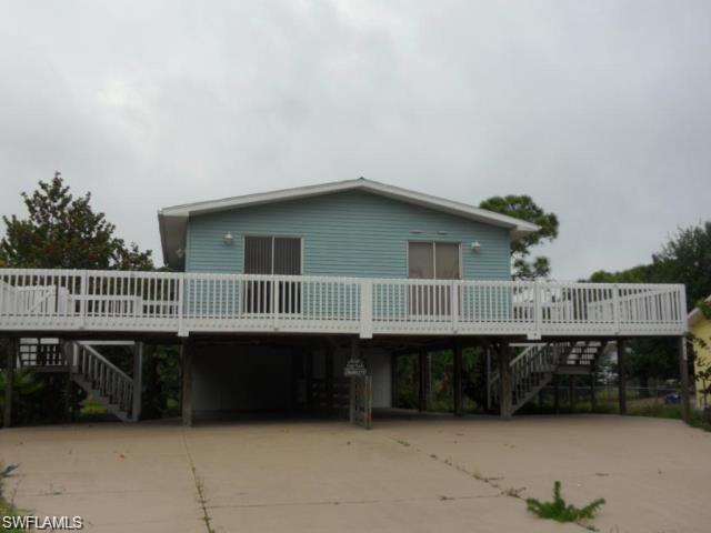5453 E Avenue, Bokeelia, FL